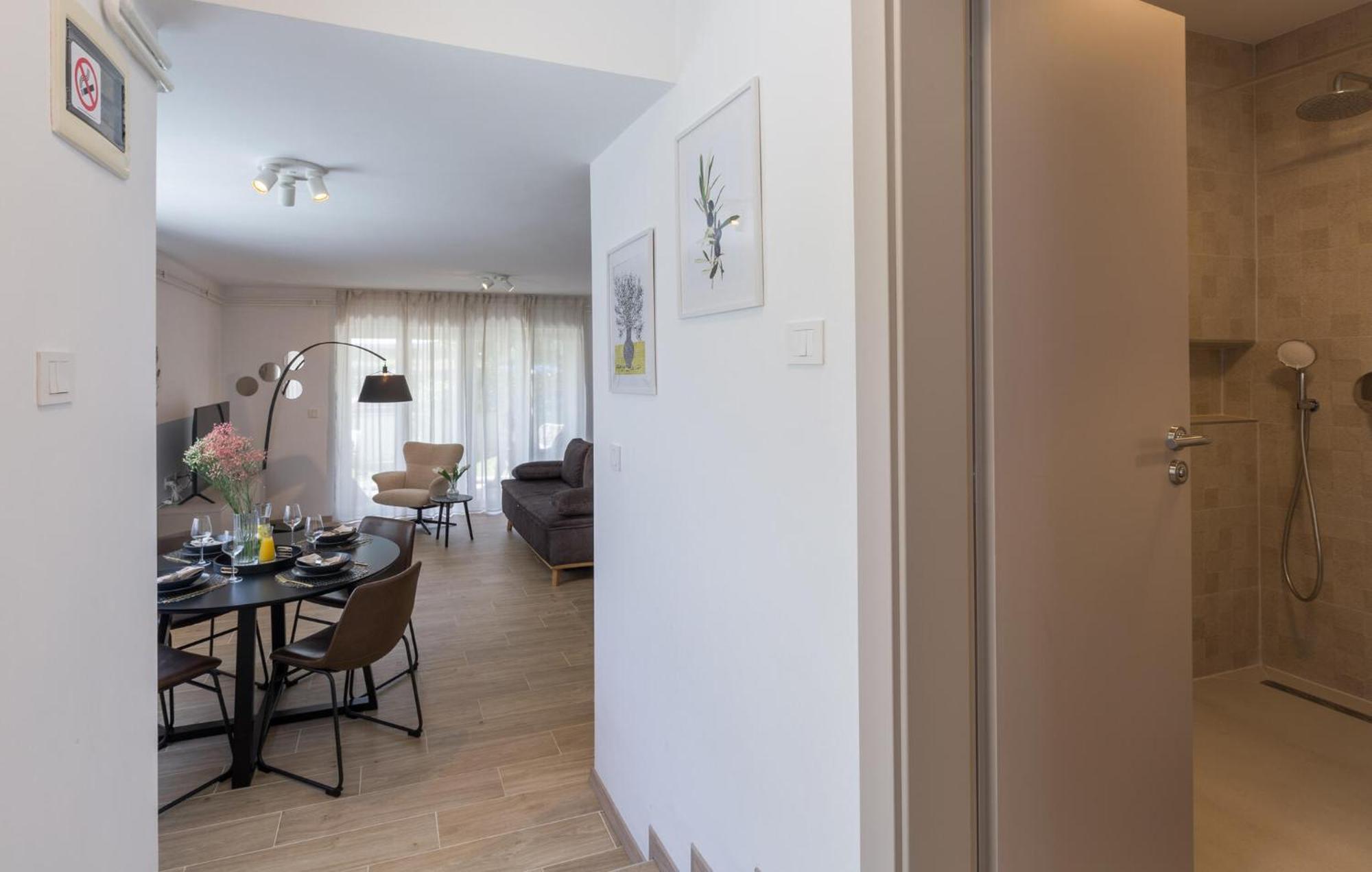 1 Bedroom Beautiful Apartment In Poreč Zewnętrze zdjęcie